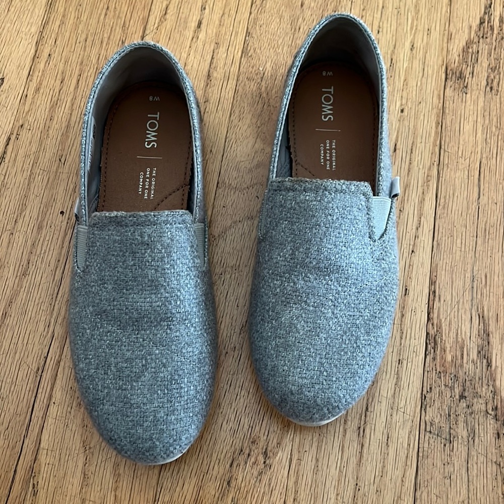 Heather gray flannel TOMS